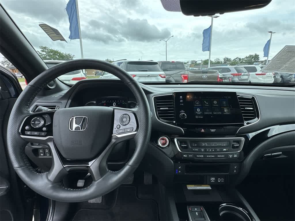 Thumbnail: 2022 Honda Passport - 19