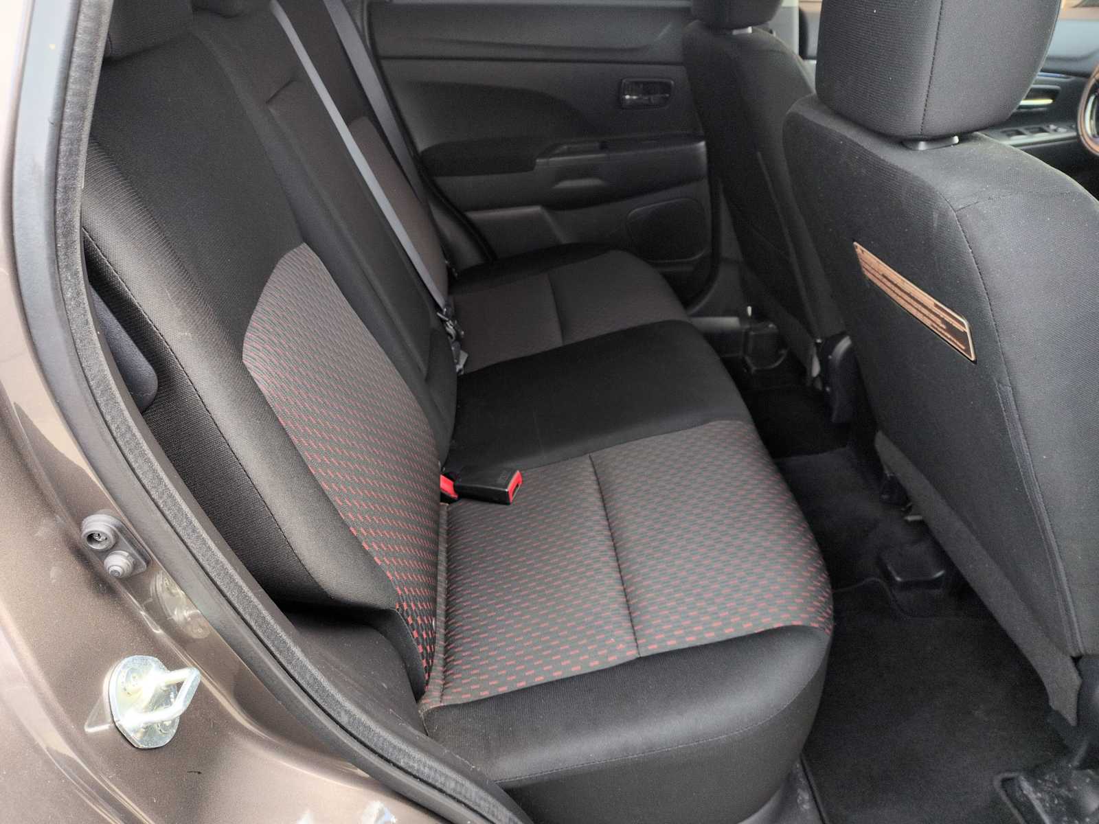 Thumbnail: 2017 Mitsubishi Outlander Sport - 19