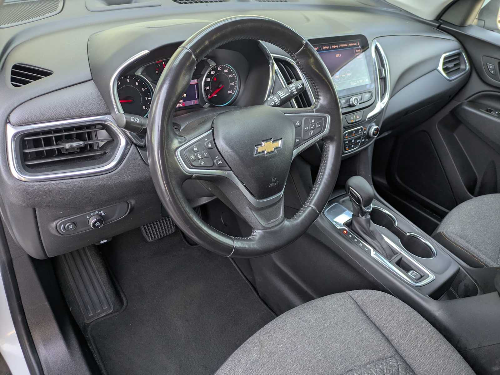 Thumbnail: 2022 Chevrolet Equinox - 2