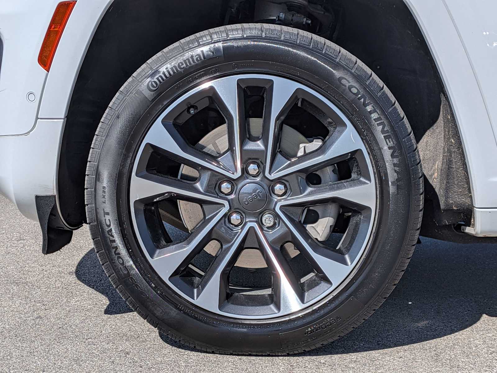 Thumbnail: 2022 Jeep Grand Cherokee - 13
