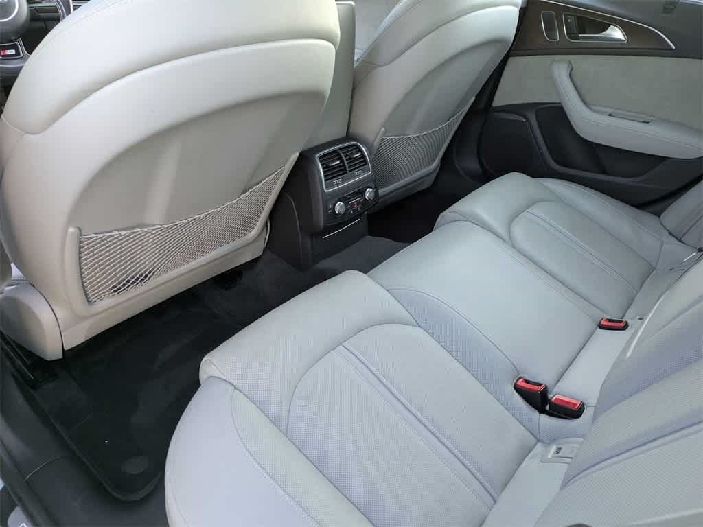 Thumbnail: 2016 Audi S6 - 17