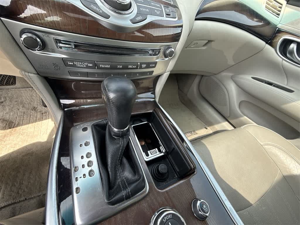 Thumbnail: 2012 INFINITI M56 - 31