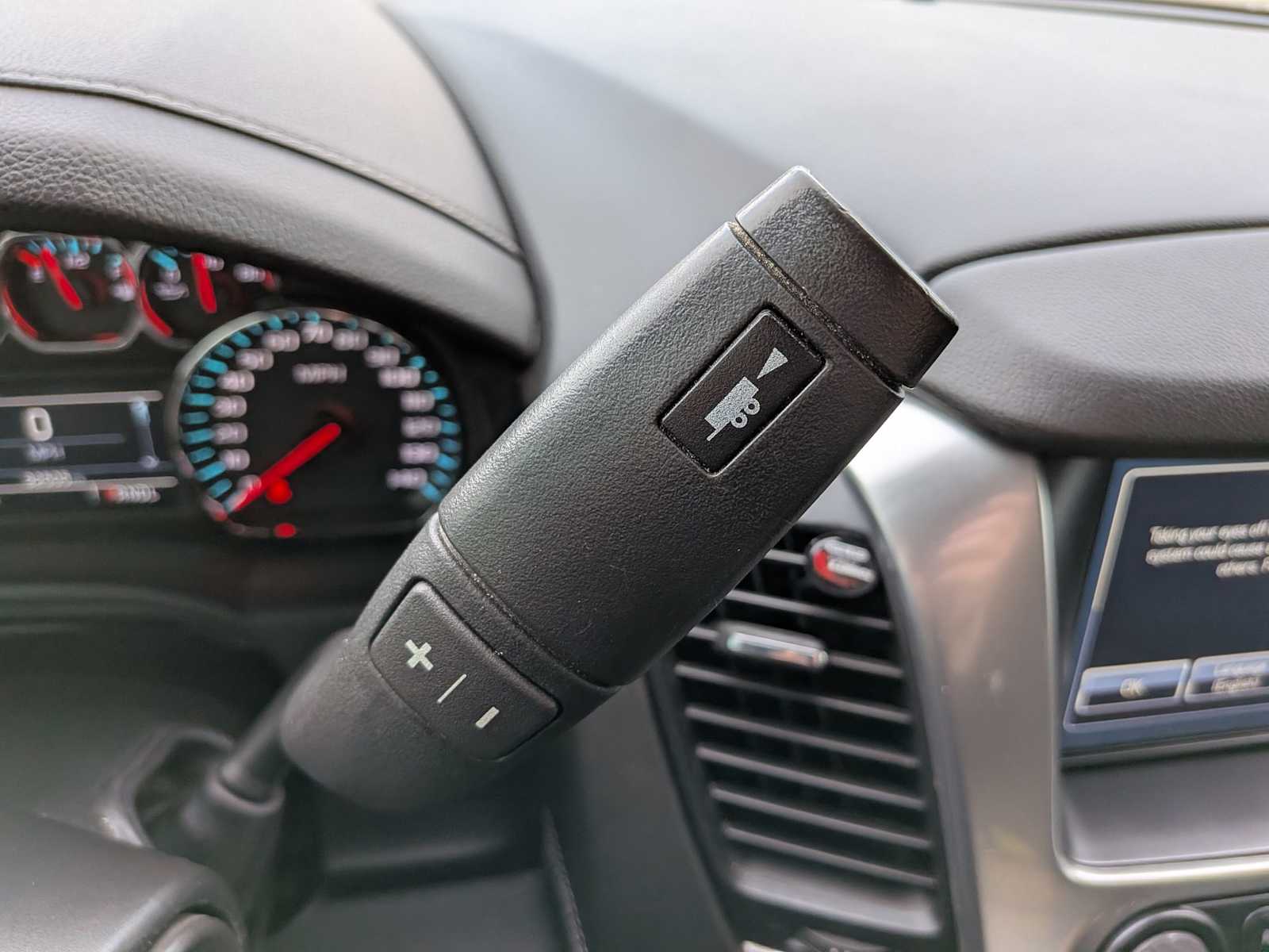 Thumbnail: 2020 Chevrolet Tahoe - 24