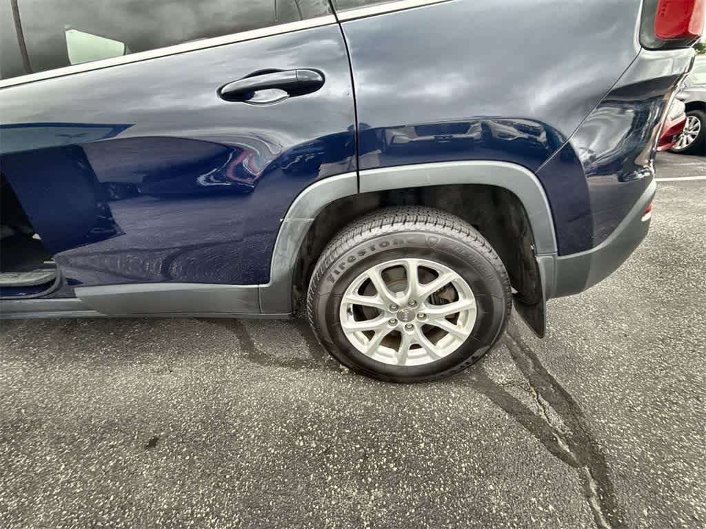 Thumbnail: 2014 Jeep Cherokee - 13