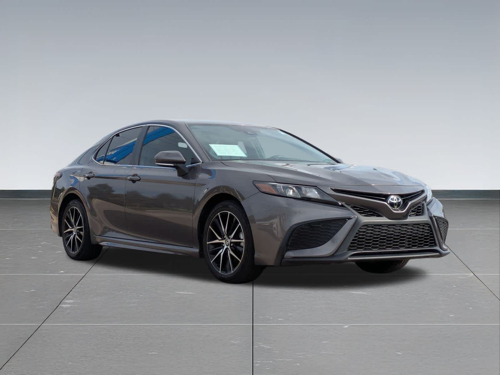 Thumbnail: 2023 Toyota Camry - 8