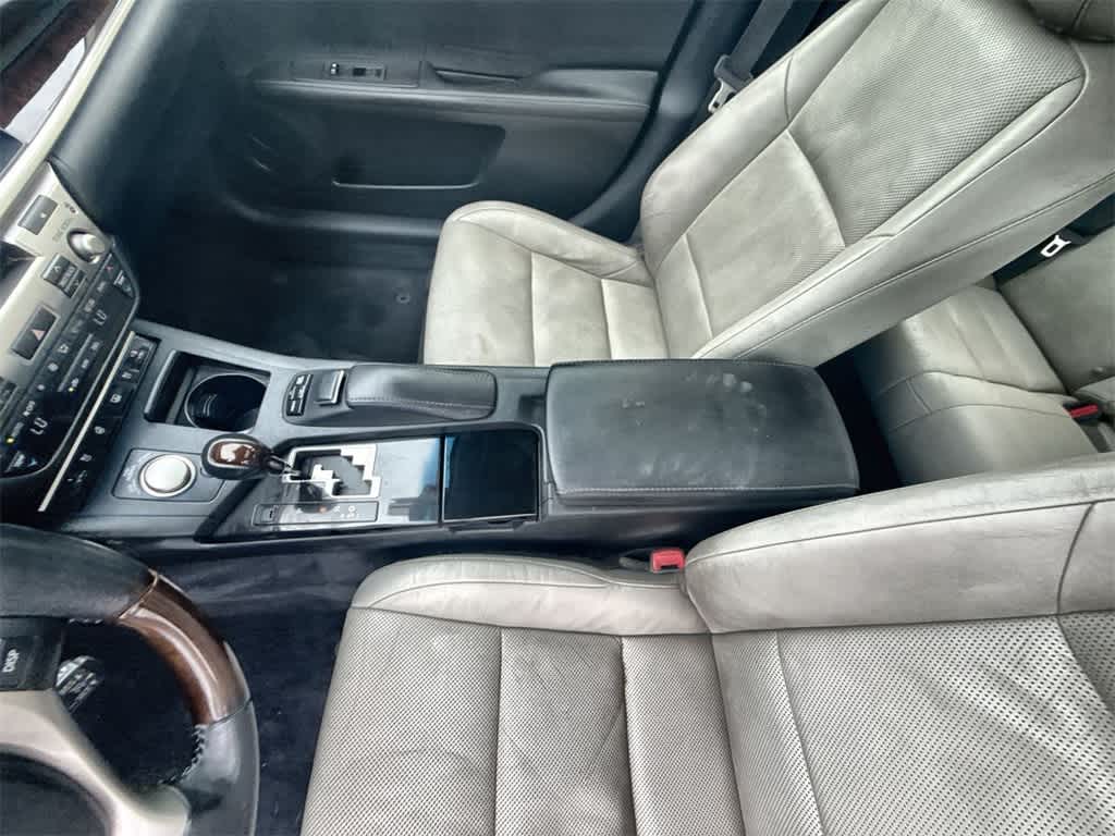 Thumbnail: 2013 Lexus ES - 26