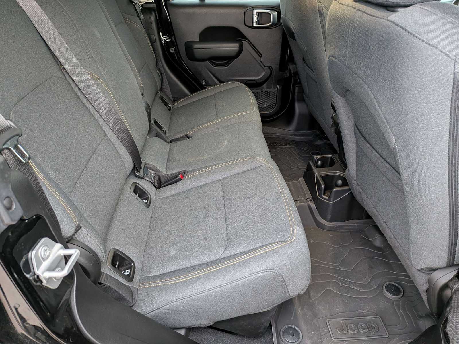 Thumbnail: 2024 Jeep Gladiator - 16