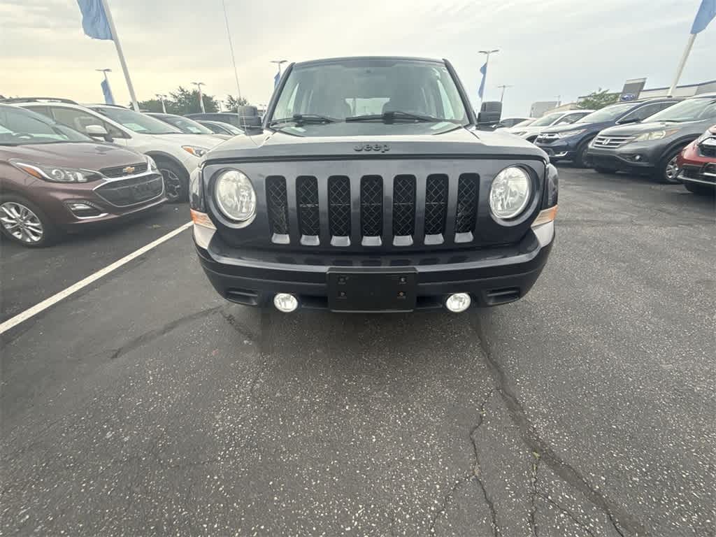 Thumbnail: 2014 Jeep Patriot - 9