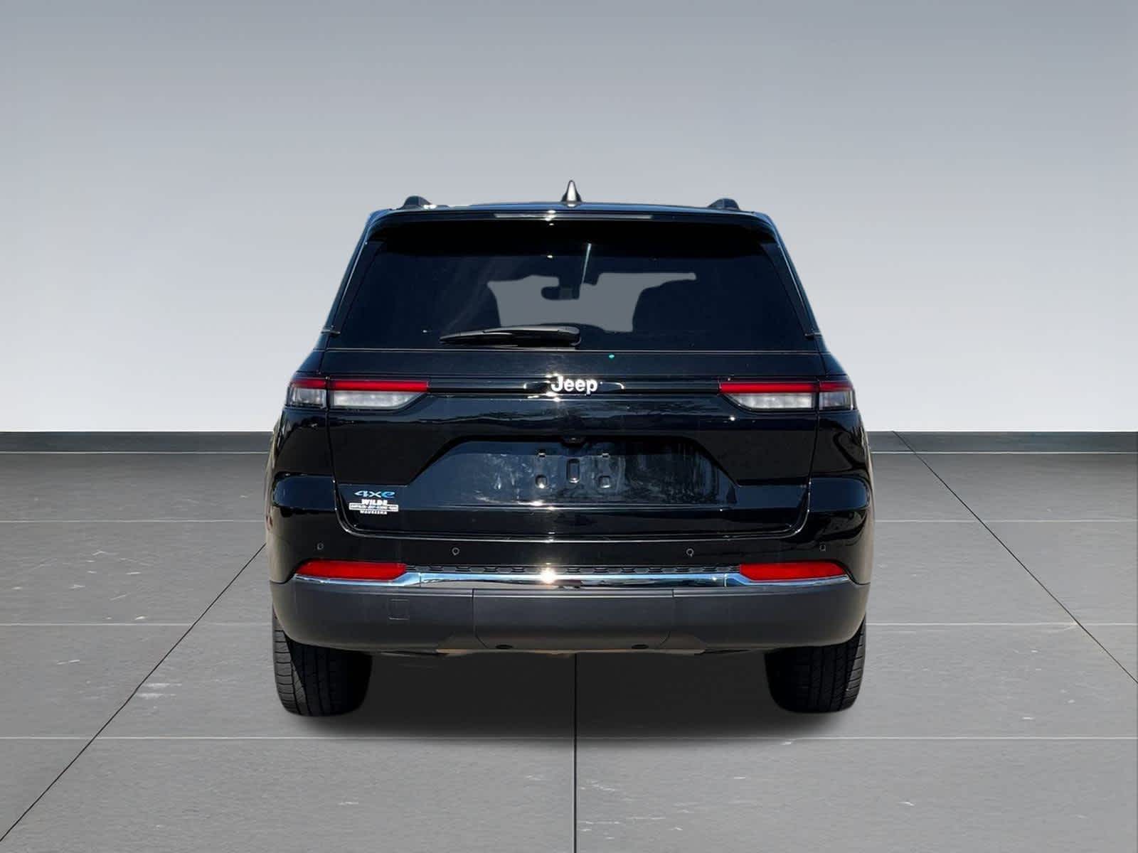 Thumbnail: 2024 Jeep Grand Cherokee - 5