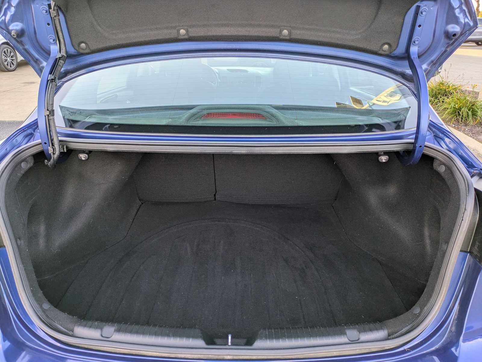 Thumbnail: 2018 Kia Forte - 28