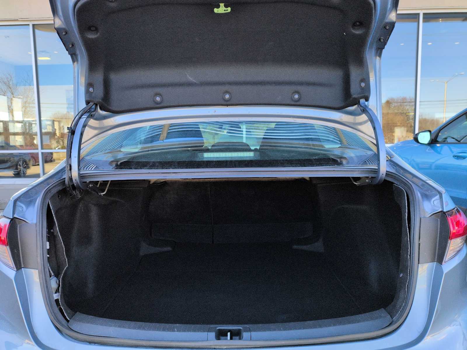 Thumbnail: 2022 Toyota Corolla - 29