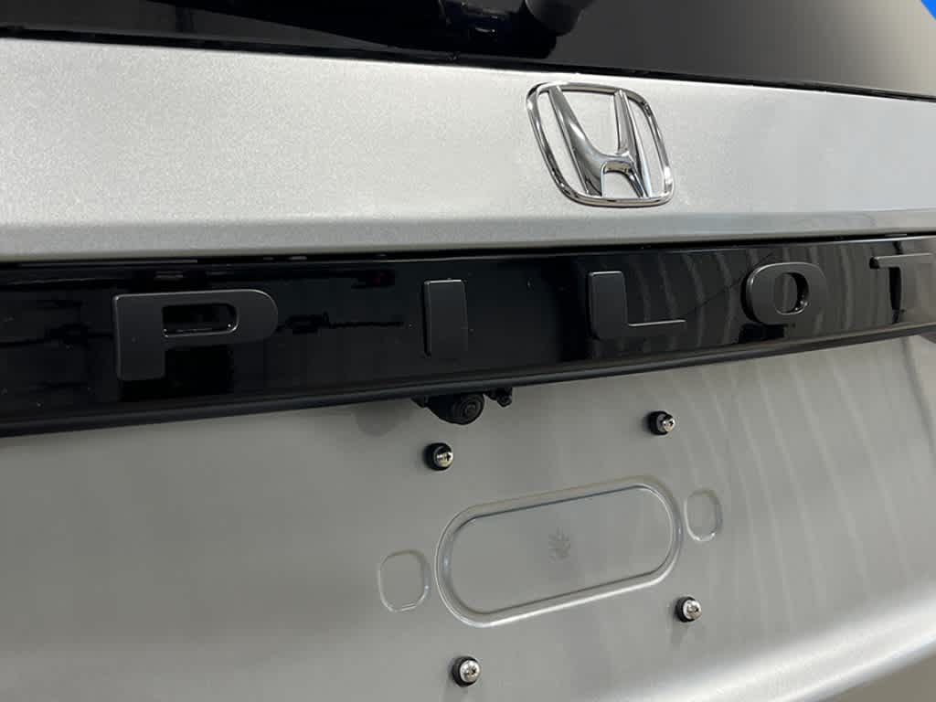 Thumbnail: 2026 Honda Pilot - 7