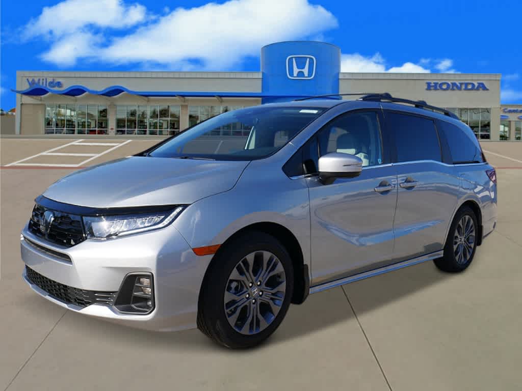 2026 Honda Odyssey Touring's photo