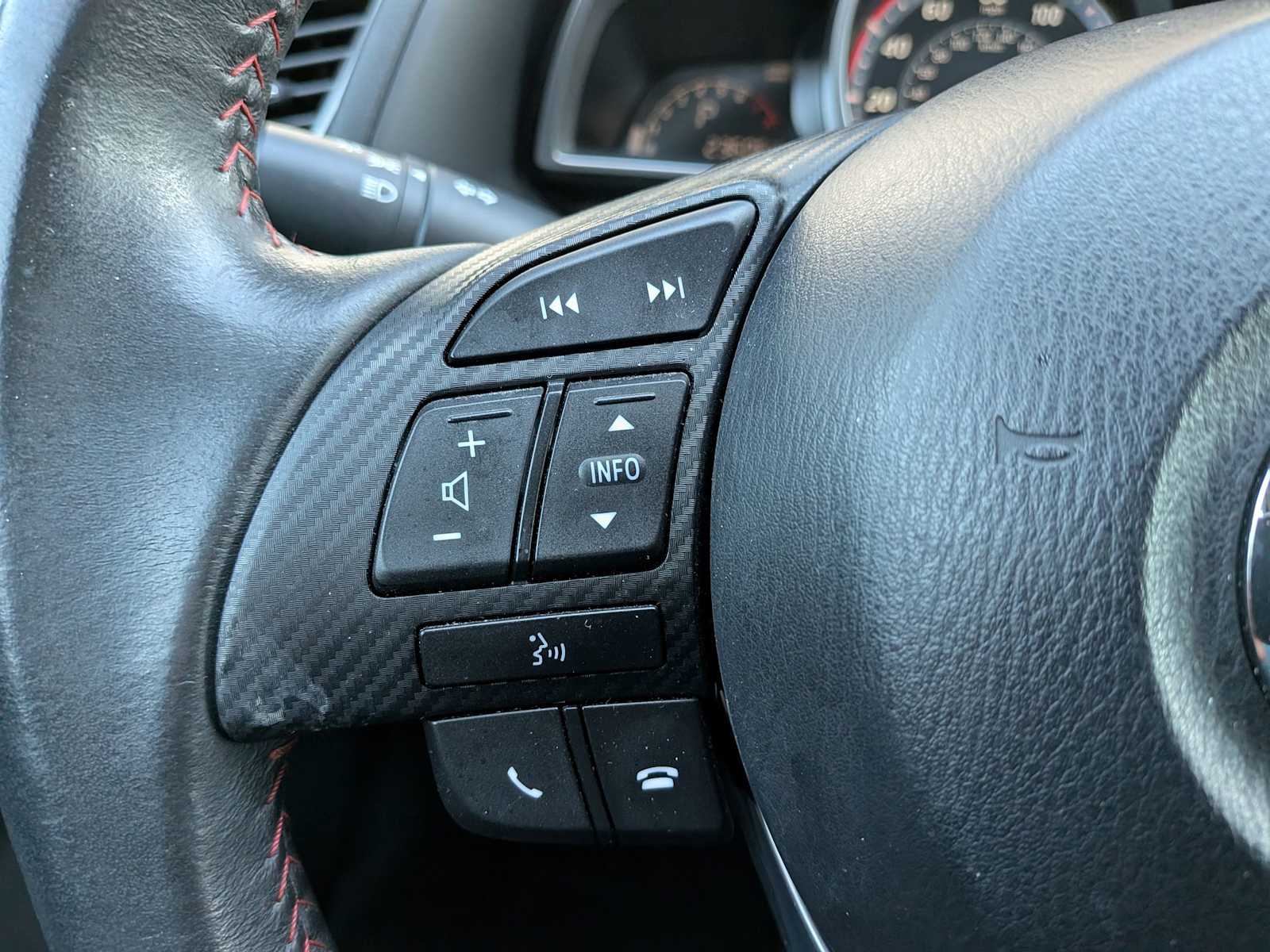 Thumbnail: 2014 Mazda Mazda3 - 20