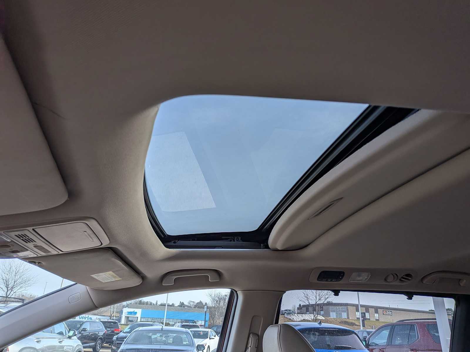 Thumbnail: 2017 Honda Odyssey - 18