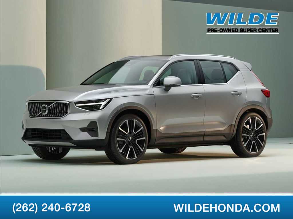 2023 Volvo XC40 Ultimate