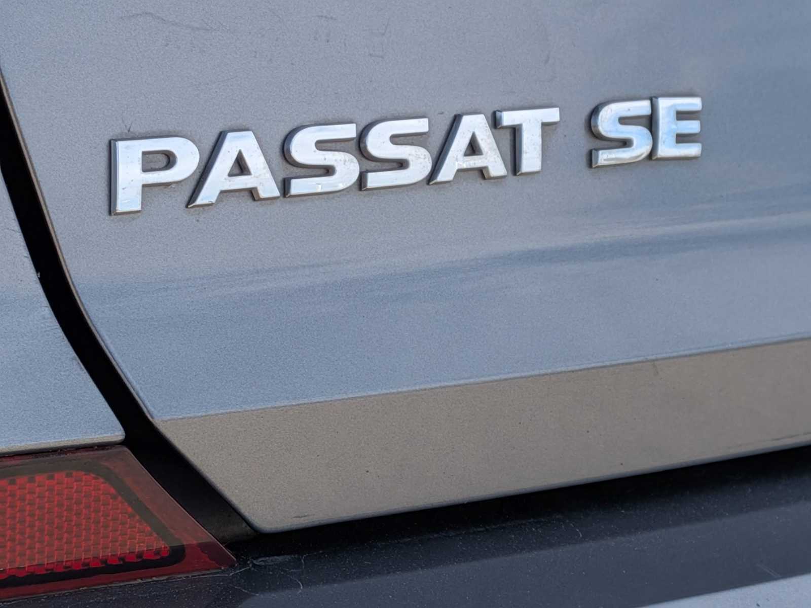 Thumbnail: 2016 Volkswagen Passat - 11
