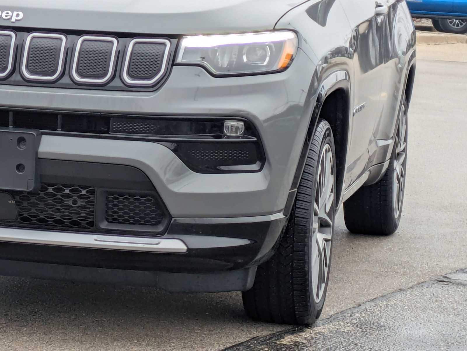 Thumbnail: 2022 Jeep Compass - 10