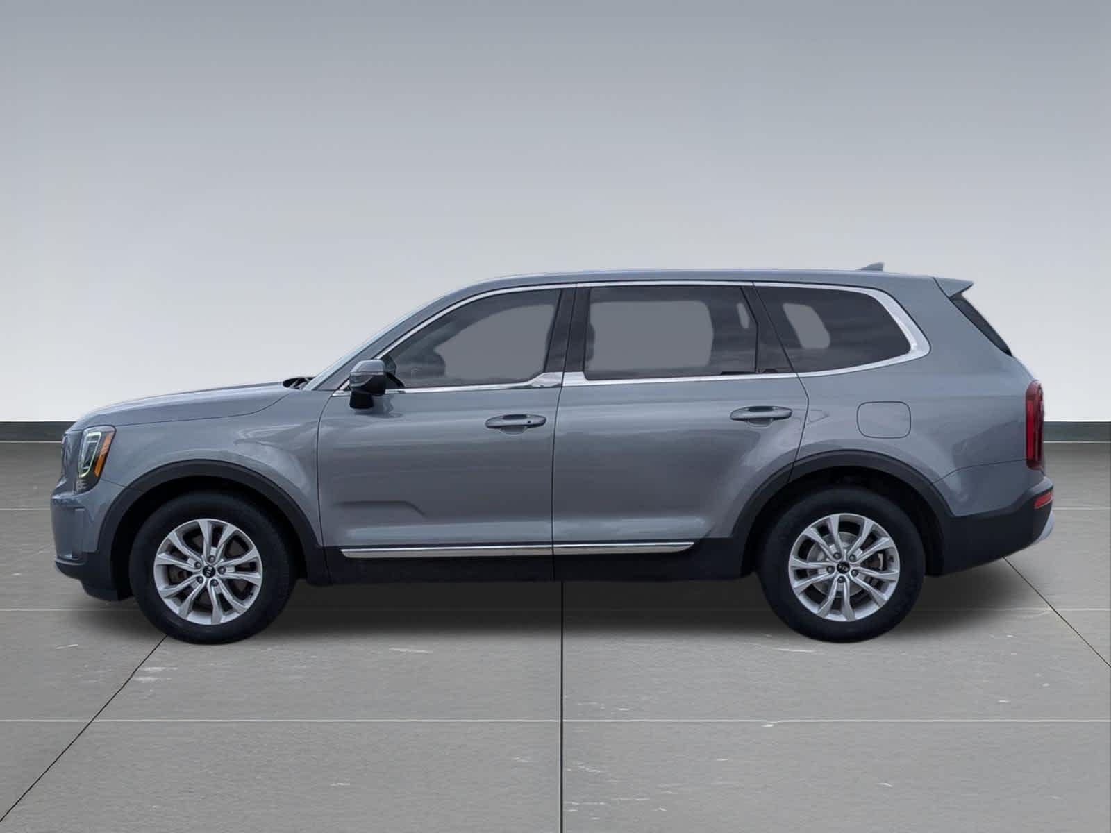 Thumbnail: 2020 Kia Telluride - 3