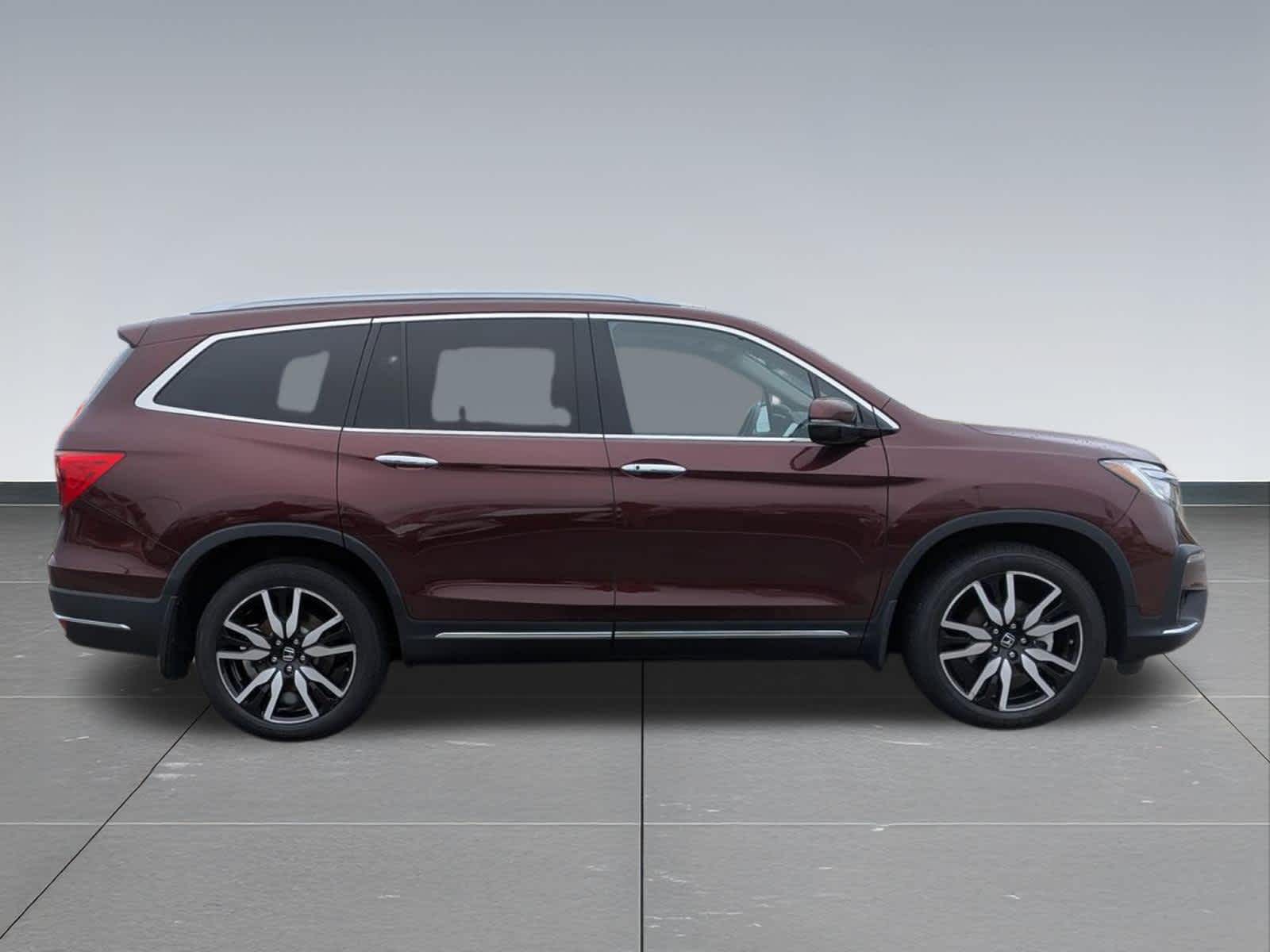 Thumbnail: 2019 Honda Pilot - 9
