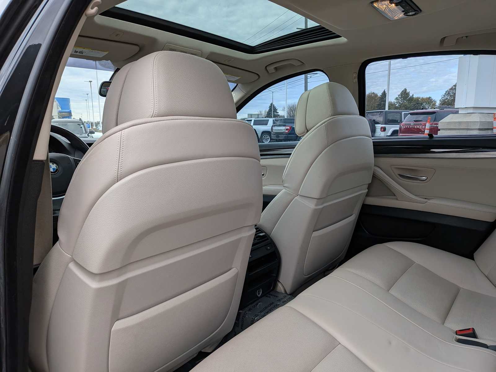 Thumbnail: 2013 BMW 5 Series - 17