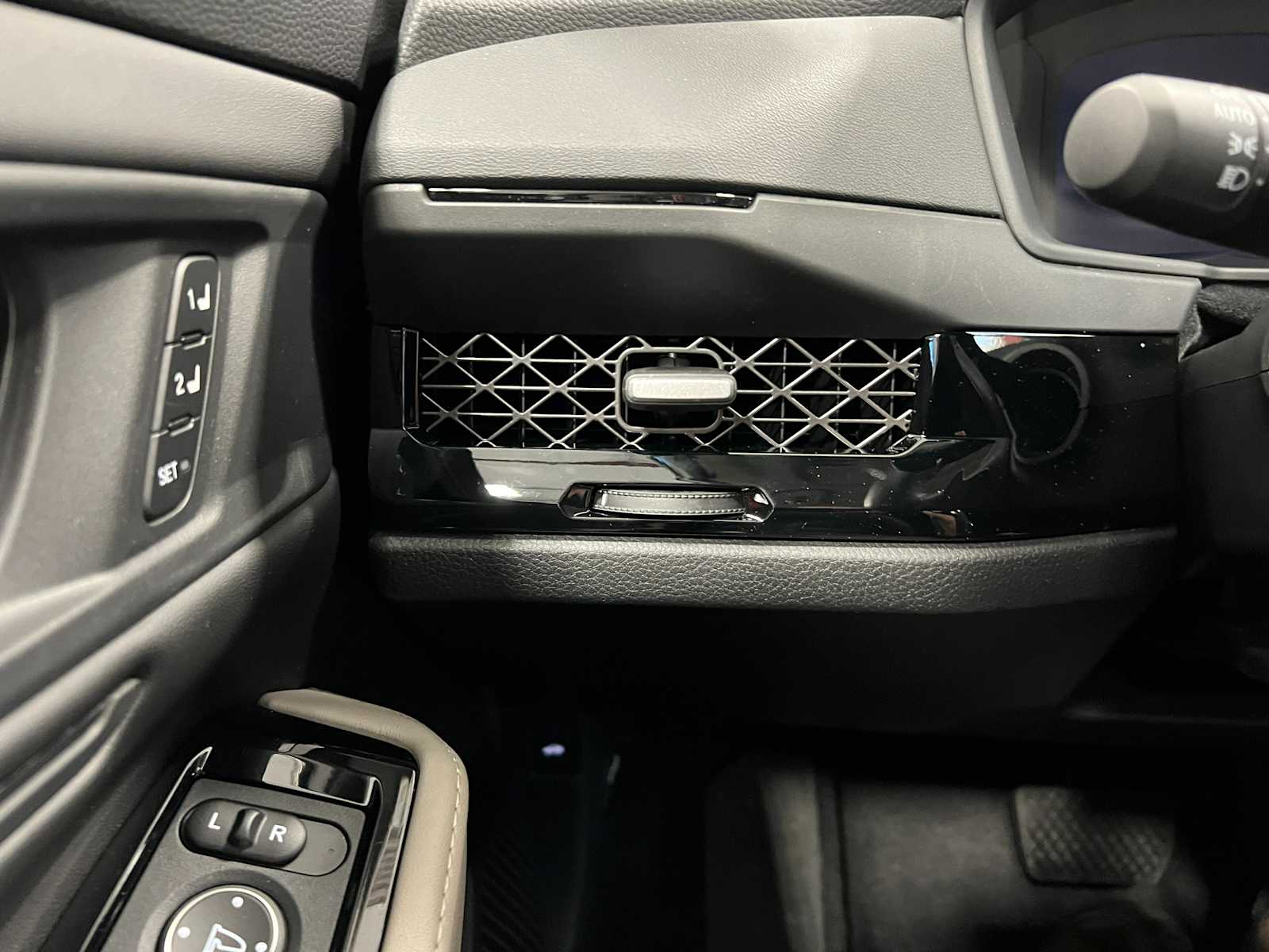 Thumbnail: 2025 Honda Accord - 18