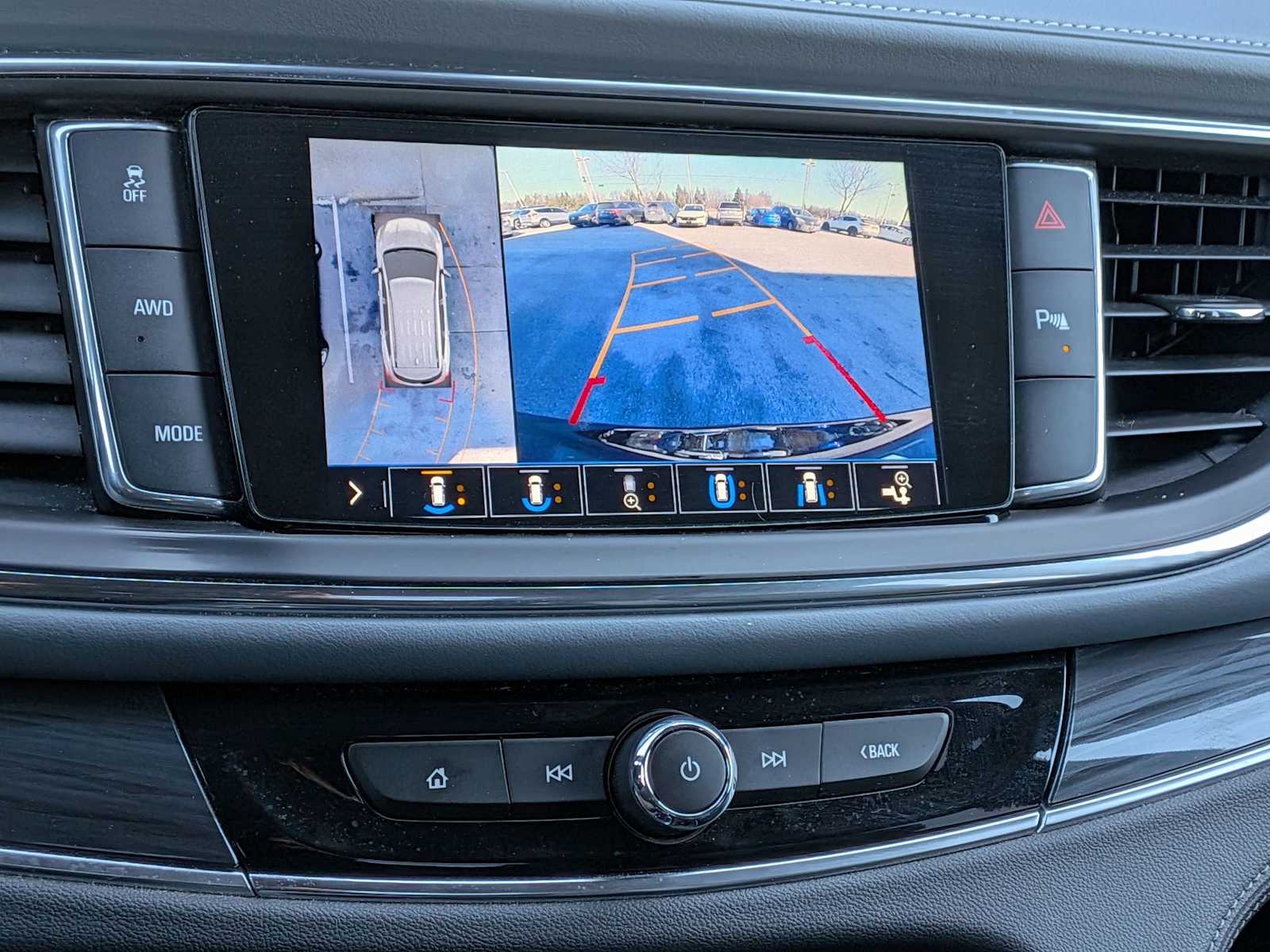 Thumbnail: 2020 Buick Enclave - 32