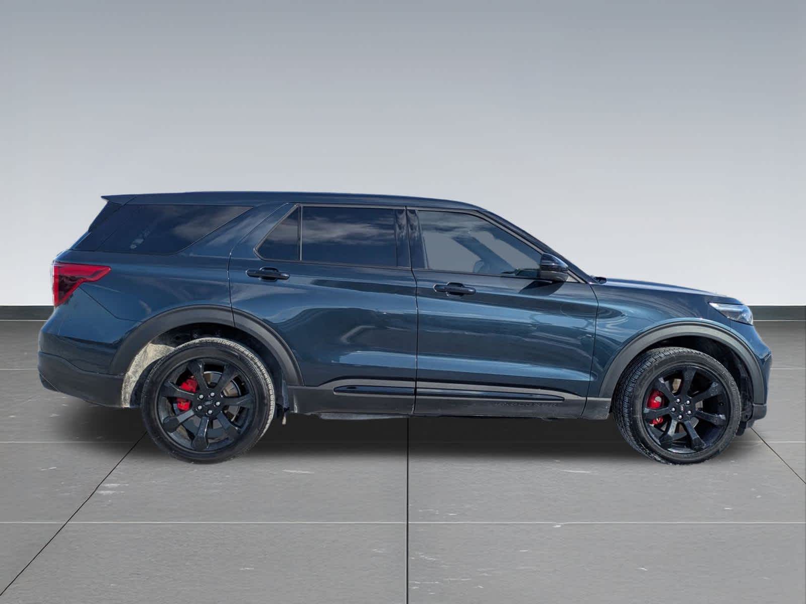 Thumbnail: 2022 Ford Explorer - 7