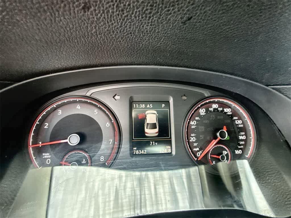 Thumbnail: 2022 Volkswagen Passat - 30