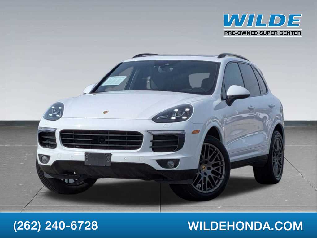 2017 Porsche Cayenne Platinum Edition -
                  Waukesha, WI