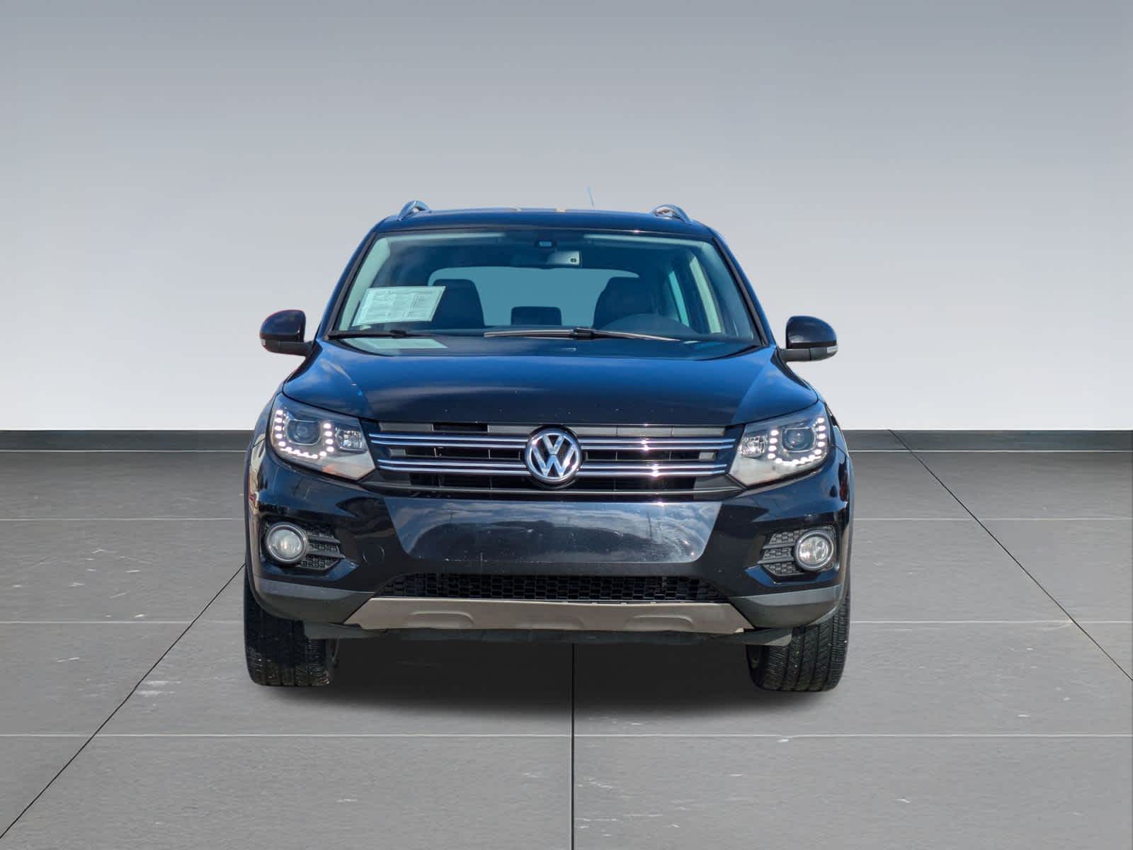 Thumbnail: 2016 Volkswagen Tiguan - 9