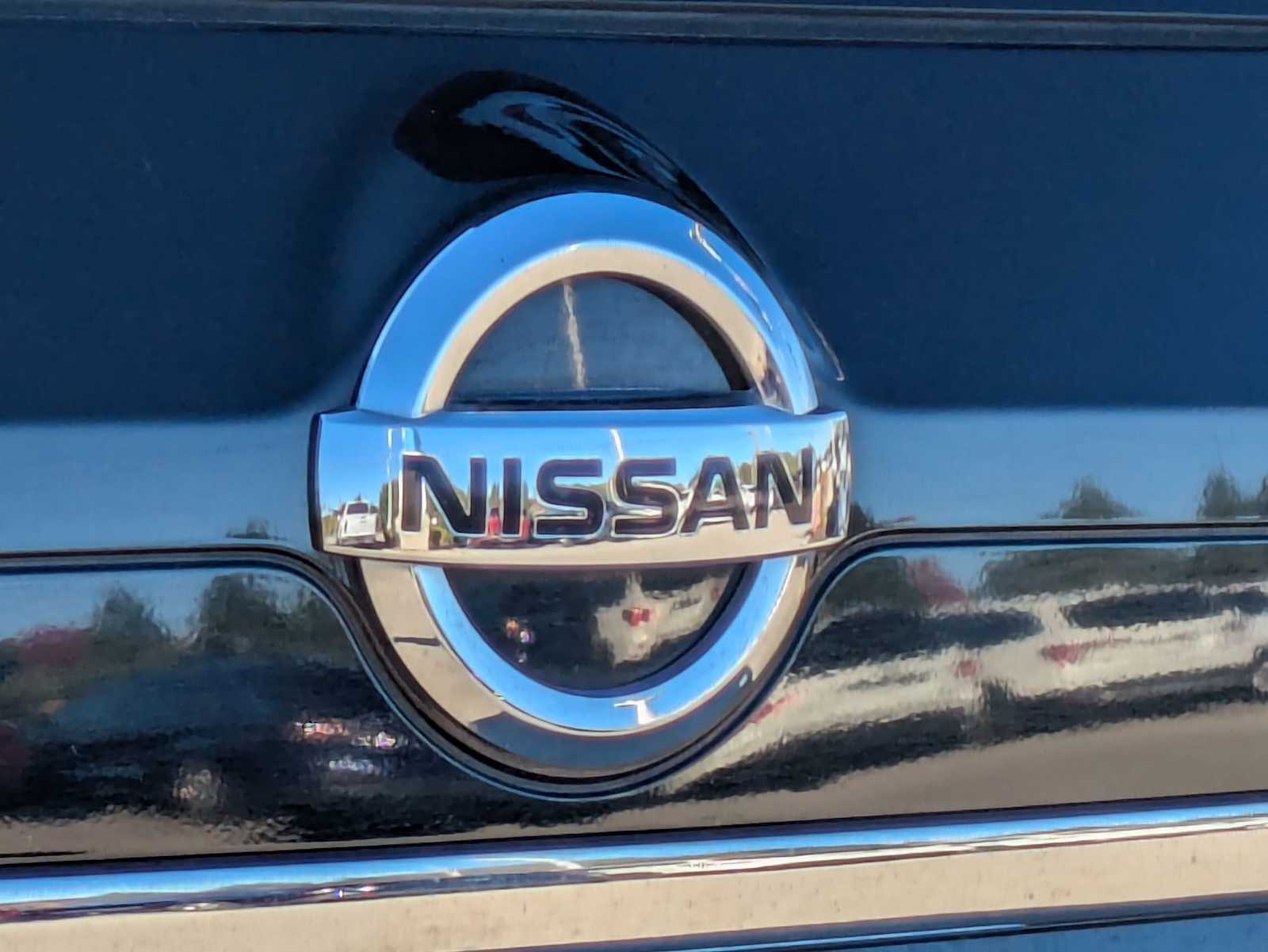 Thumbnail: 2015 Nissan Rogue - 11