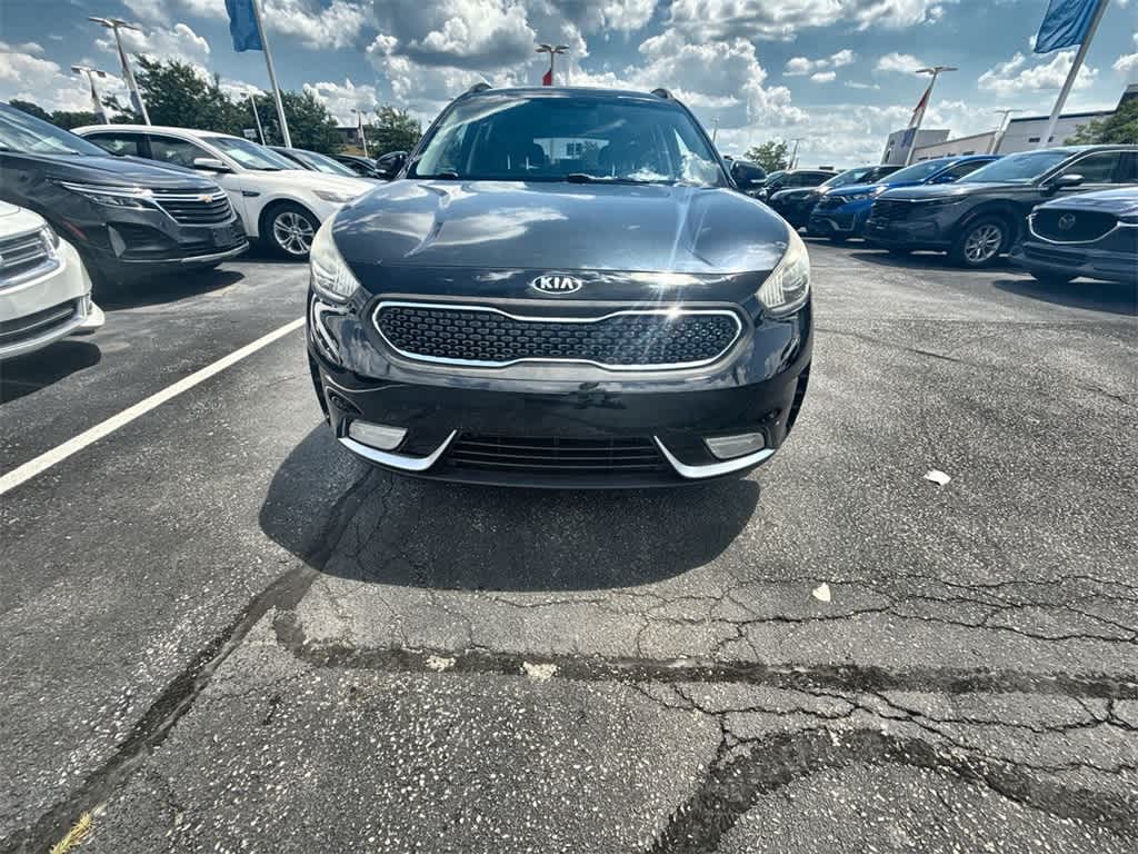 Thumbnail: 2017 Kia Niro - 9