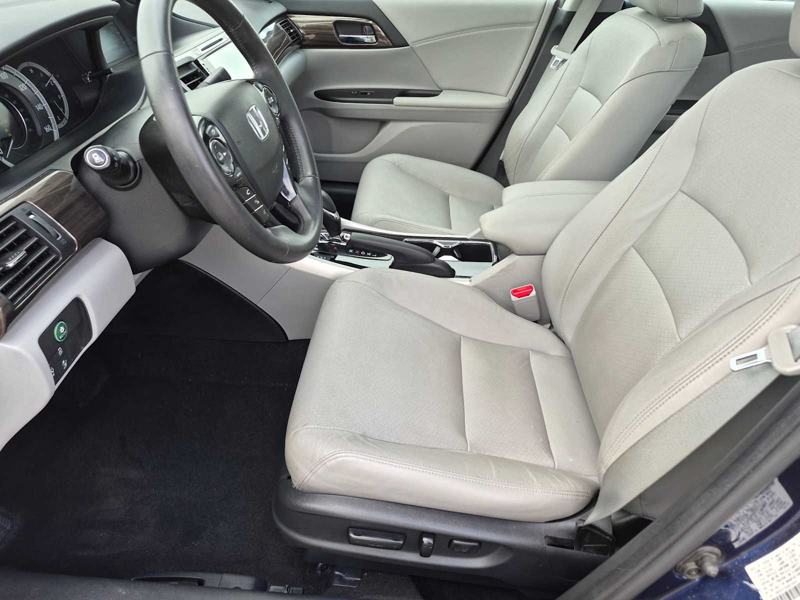 Thumbnail: 2016 Honda Accord - 23