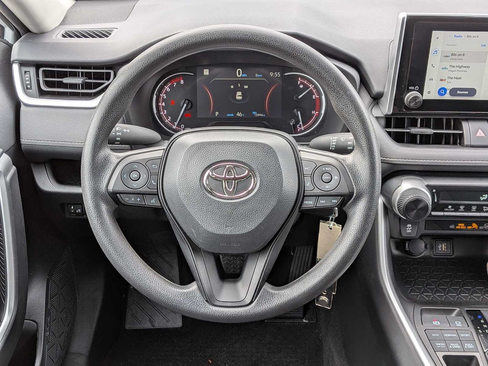 Thumbnail: 2023 Toyota RAV4 - 21