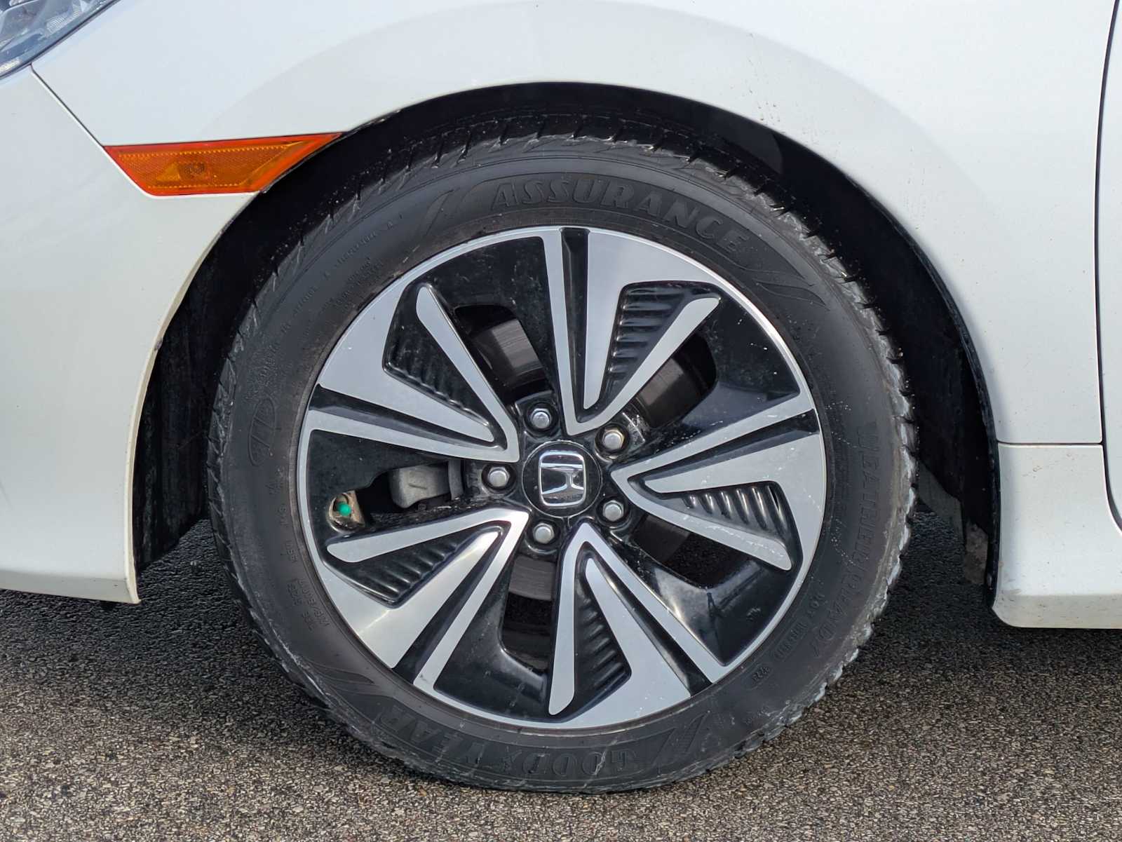 Thumbnail: 2018 Honda Civic - 13