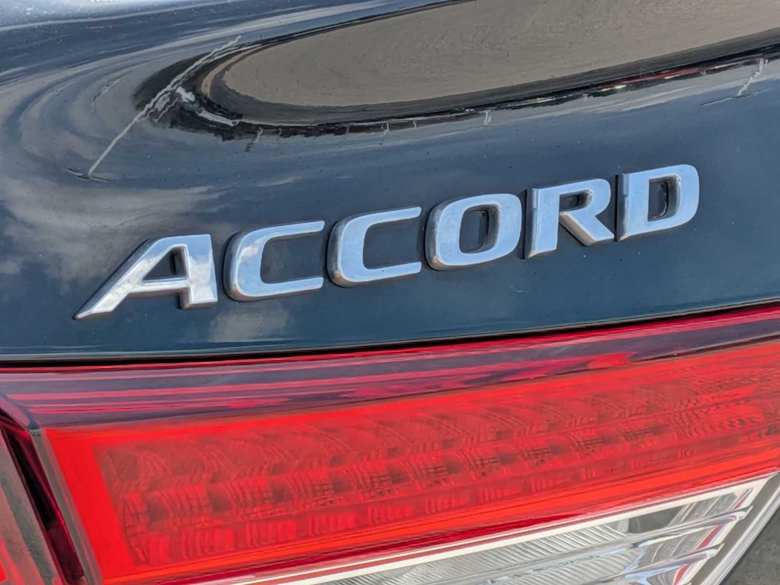 Thumbnail: 2018 Honda Accord - 11