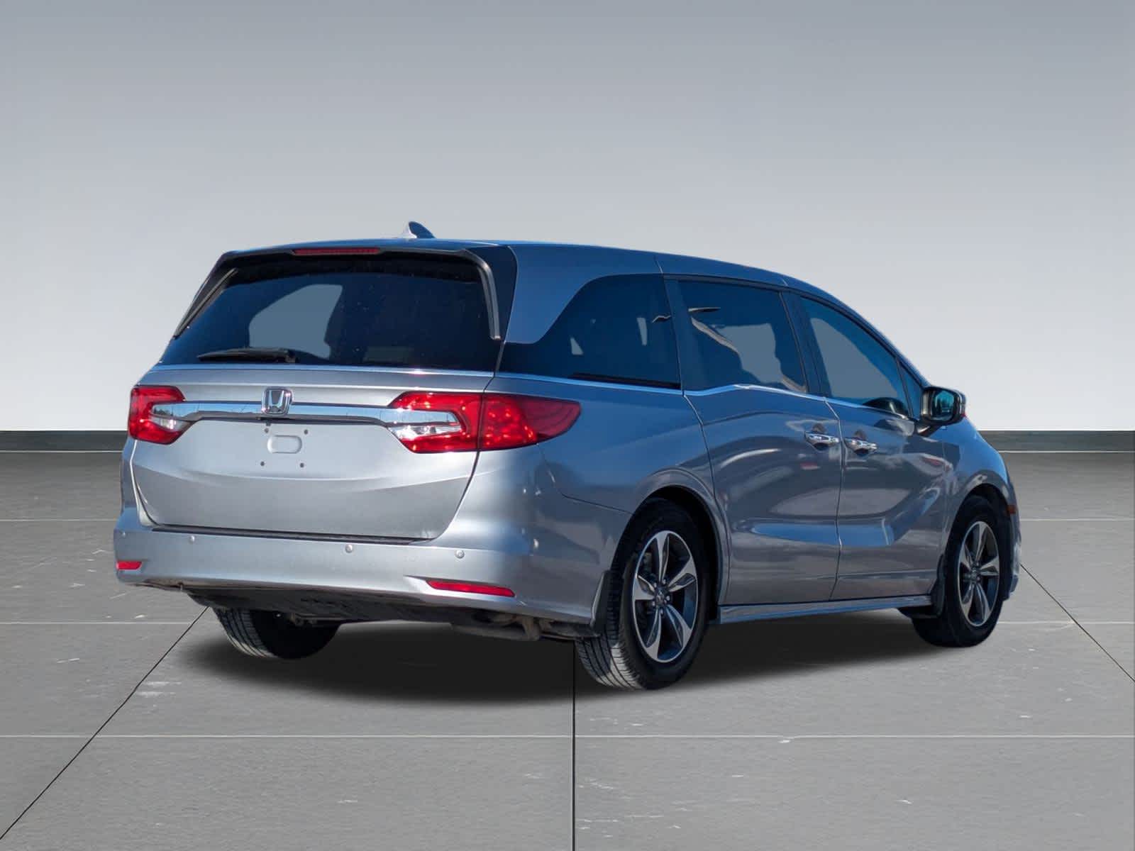 Thumbnail: 2019 Honda Odyssey - 6