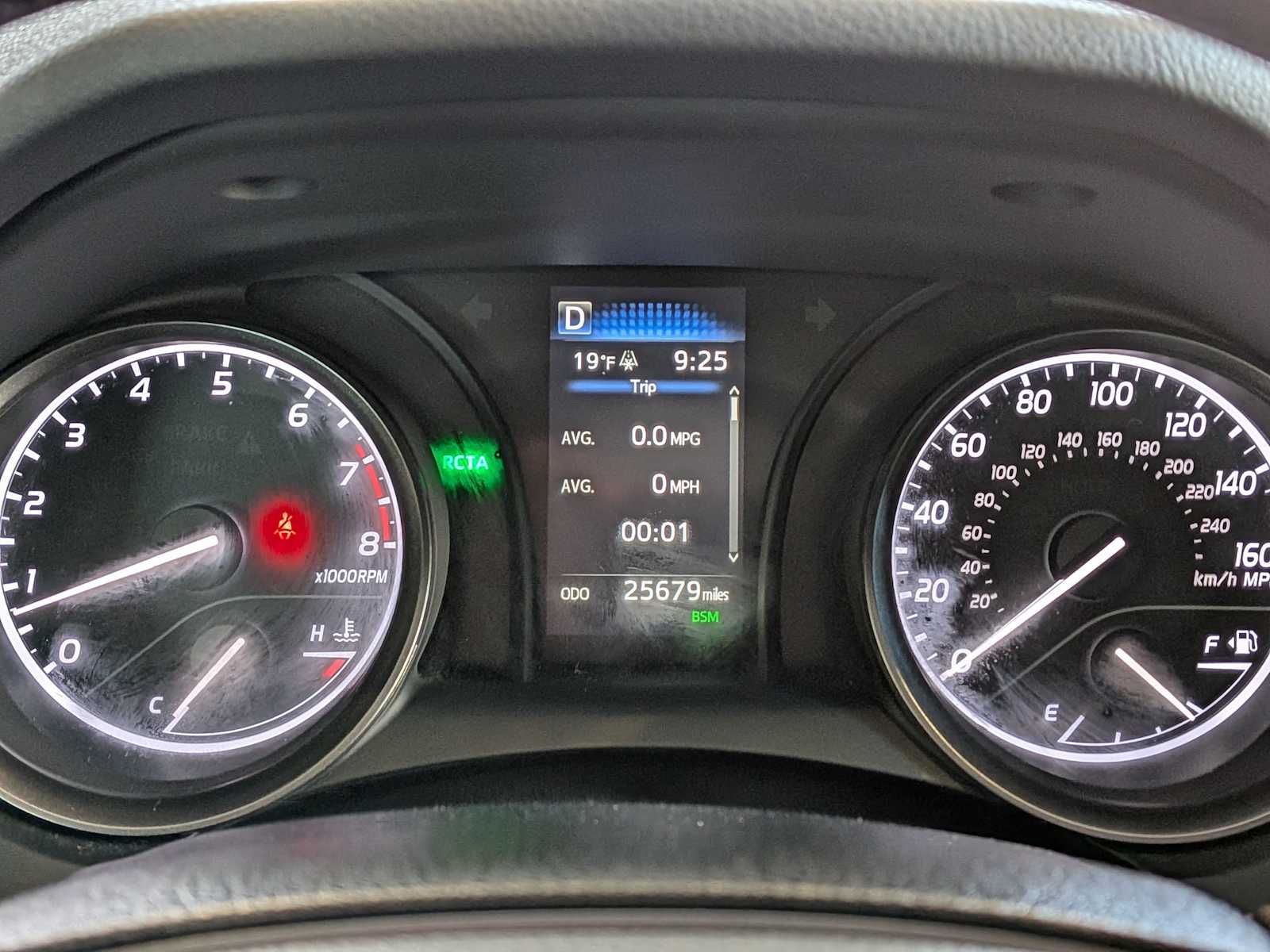 Thumbnail: 2022 Toyota Camry - 32