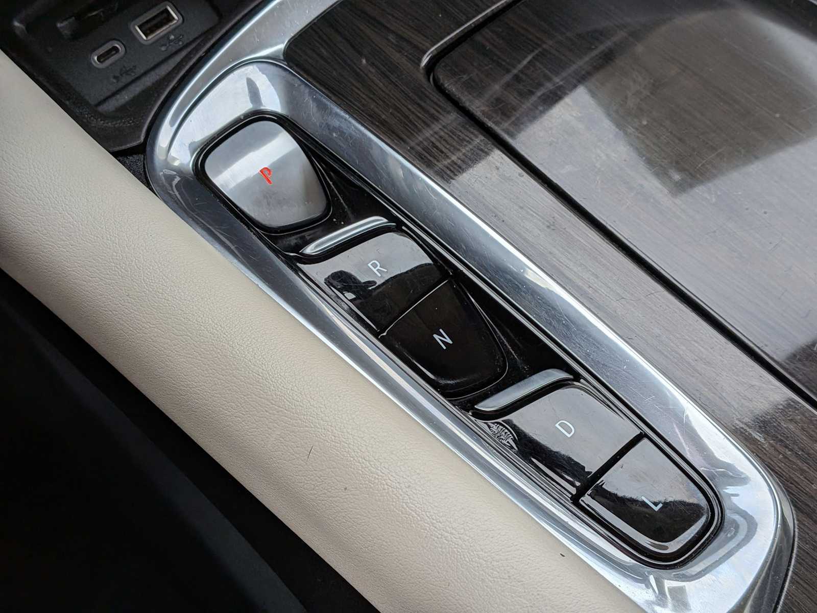 2024 Buick Enclave Essence - Photo 29