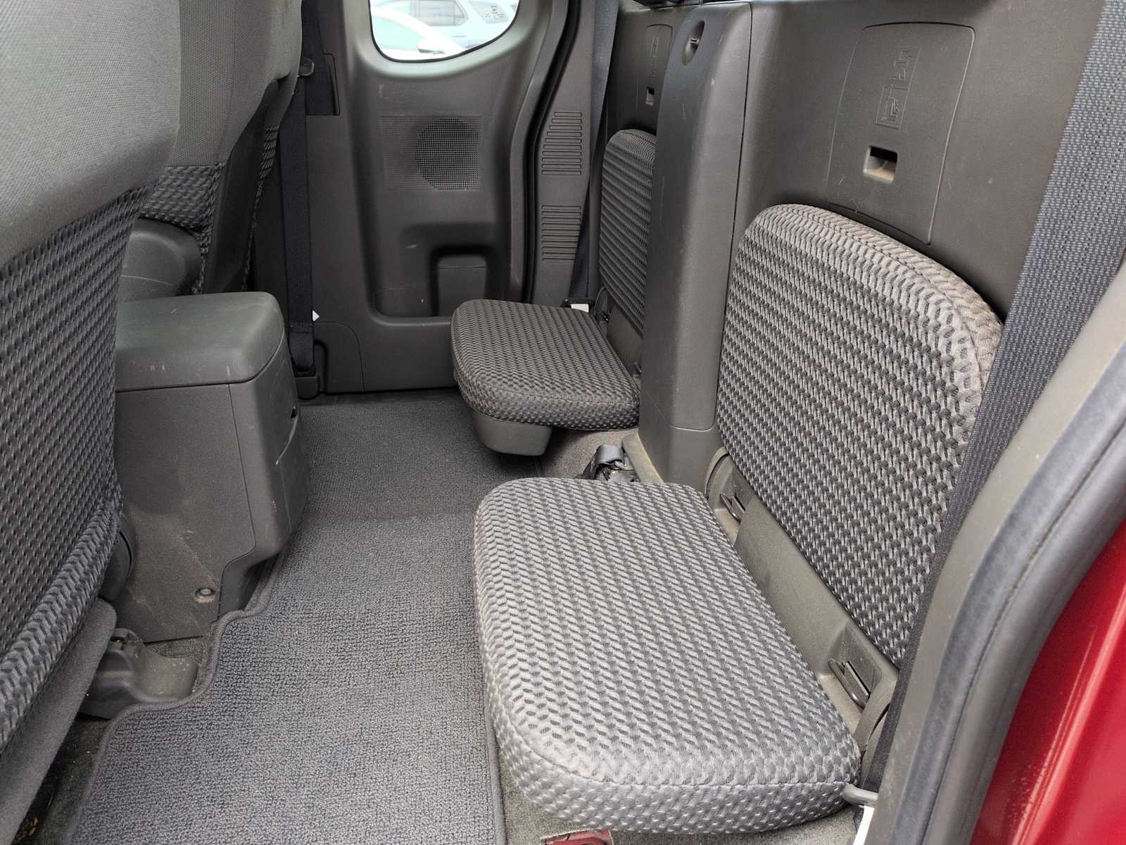 Thumbnail: 2012 Nissan Frontier - 13