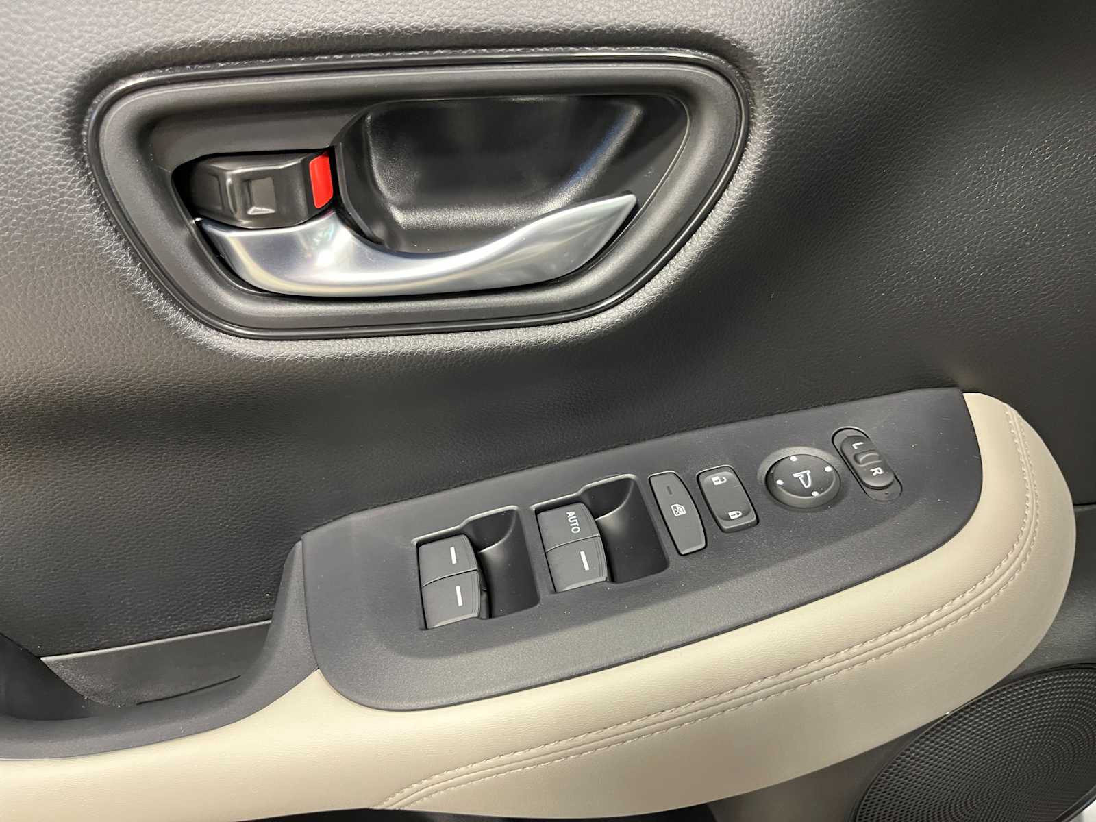 Thumbnail: 2026 Honda HR-V - 11