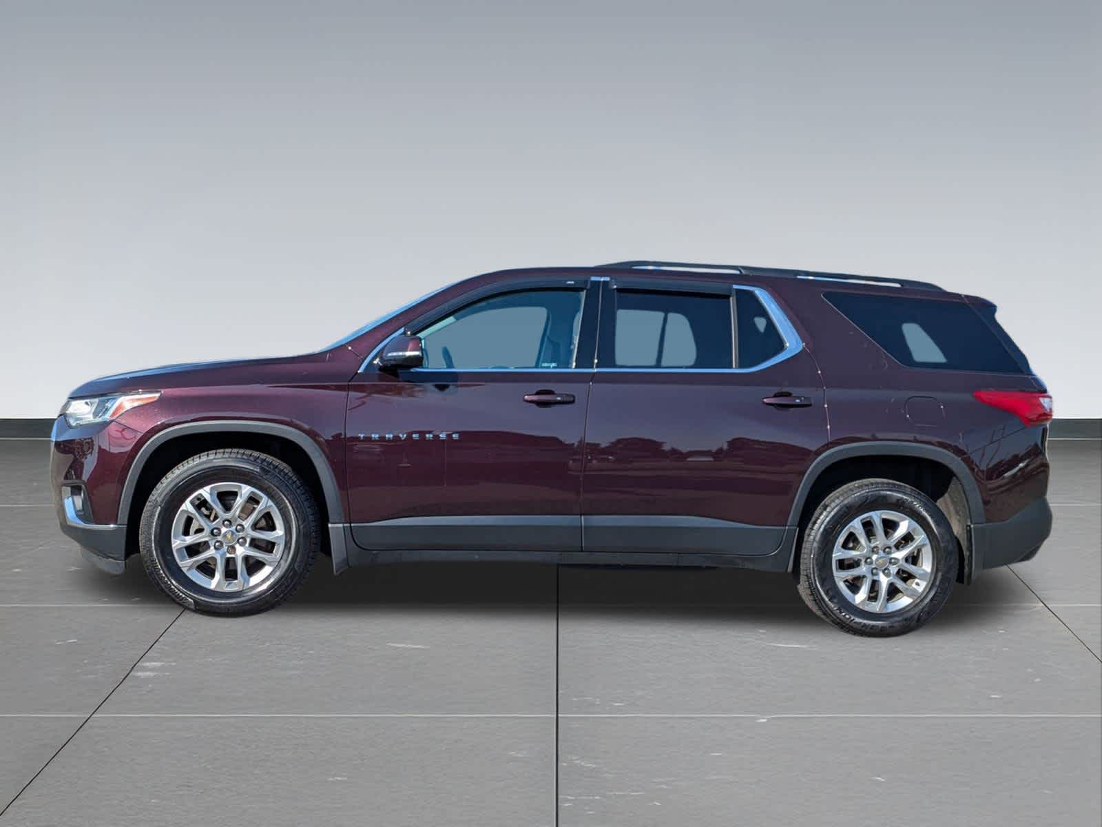 Thumbnail: 2019 Chevrolet Traverse - 3