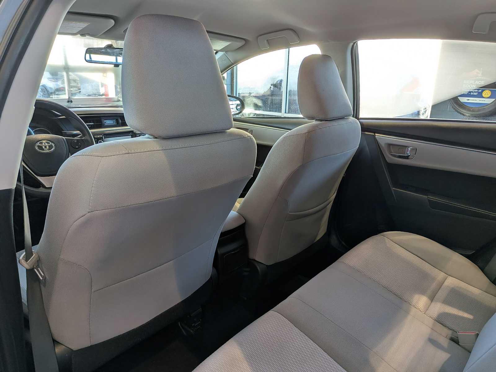 Thumbnail: 2014 Toyota Corolla - 16