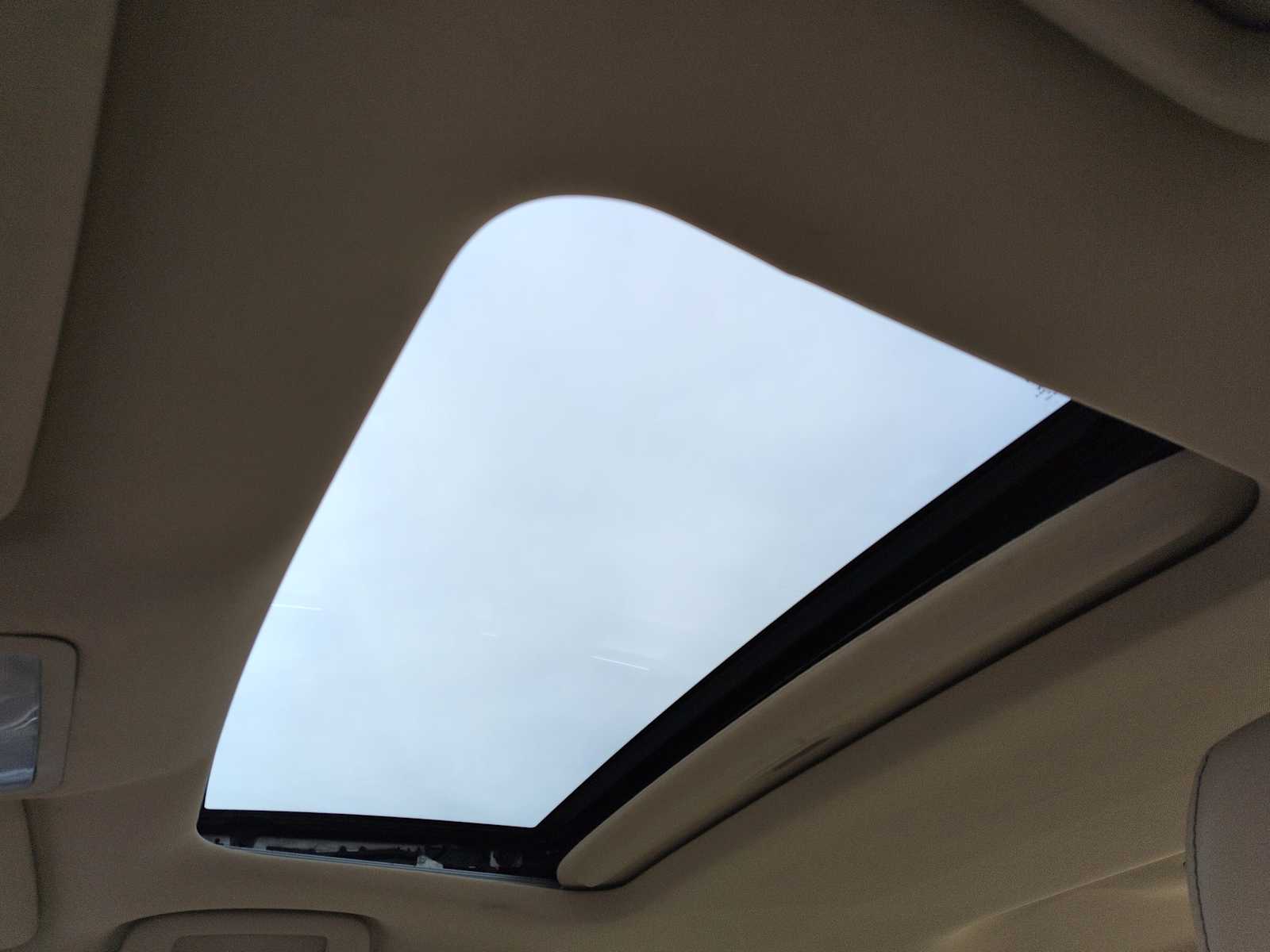 Thumbnail: 2013 Toyota Avalon - 15