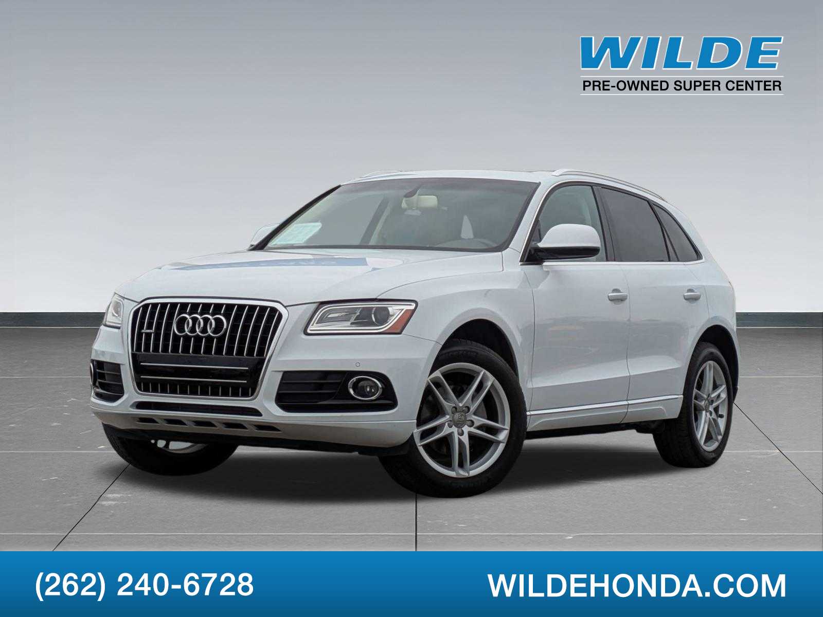 2017 Audi Q5 Premium -
                  Waukesha, WI