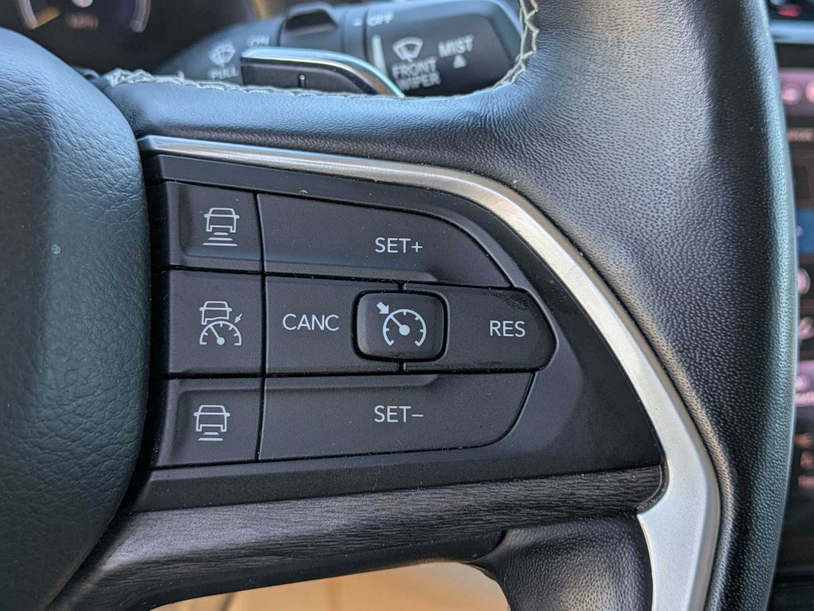 Thumbnail: 2021 Jeep Grand Cherokee L - 25