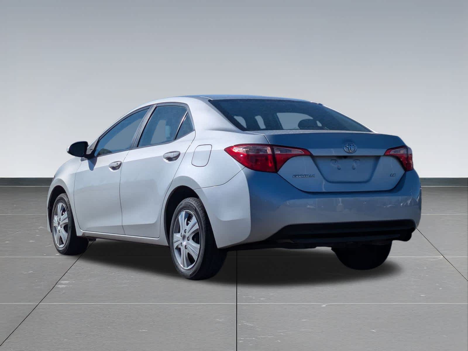 Thumbnail: 2018 Toyota Corolla - 4