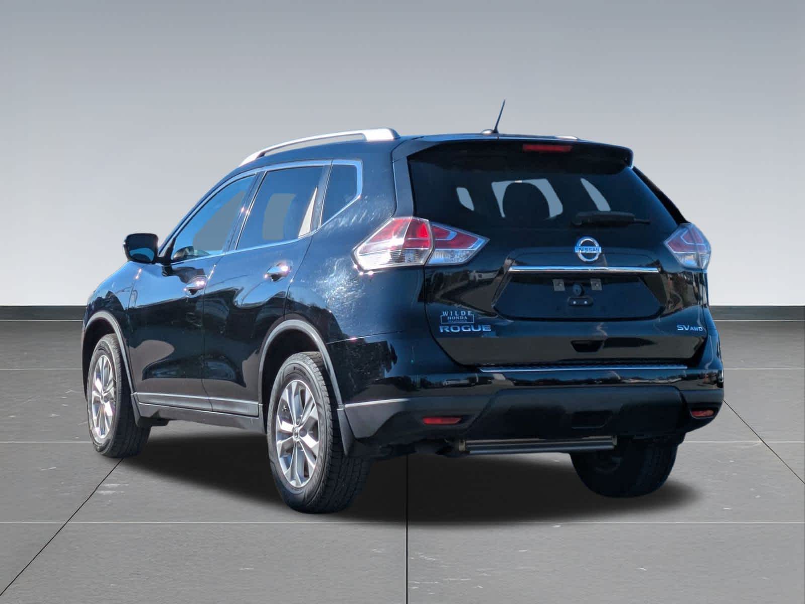 Thumbnail: 2015 Nissan Rogue - 4