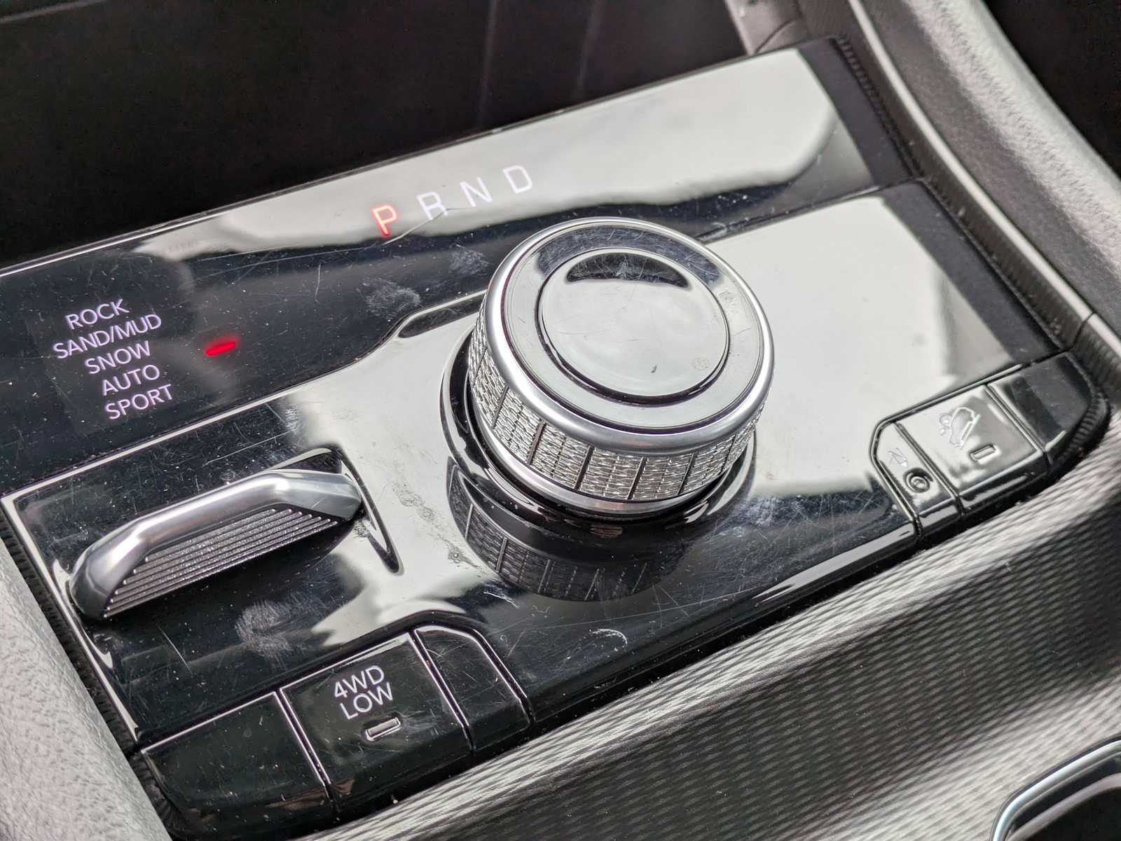 Thumbnail: 2024 Jeep Grand Cherokee - 33